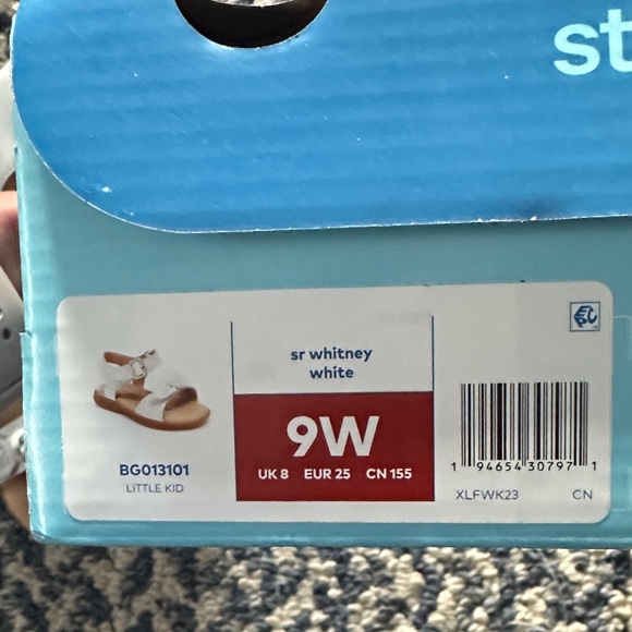 Stride Rite White Bow Strap Girls' Sandals - Picture 2 of 6